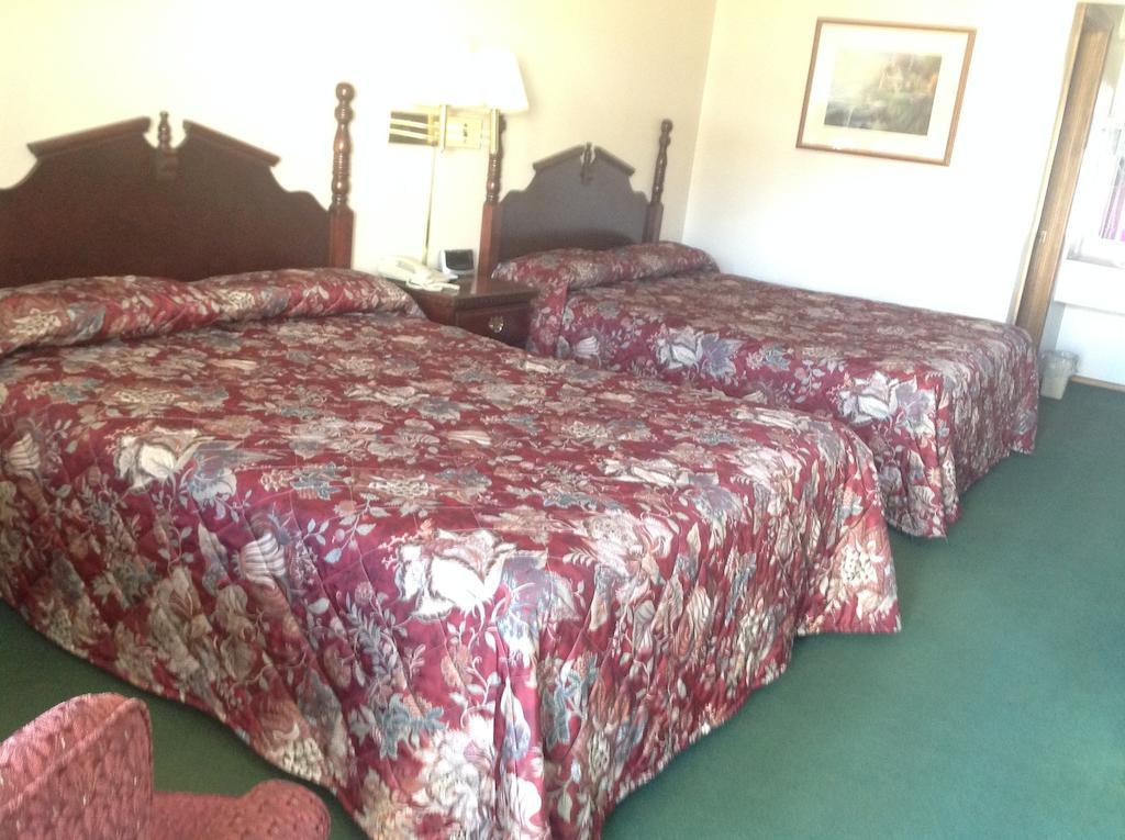 Riverwood Inn Glenwood Δωμάτιο φωτογραφία